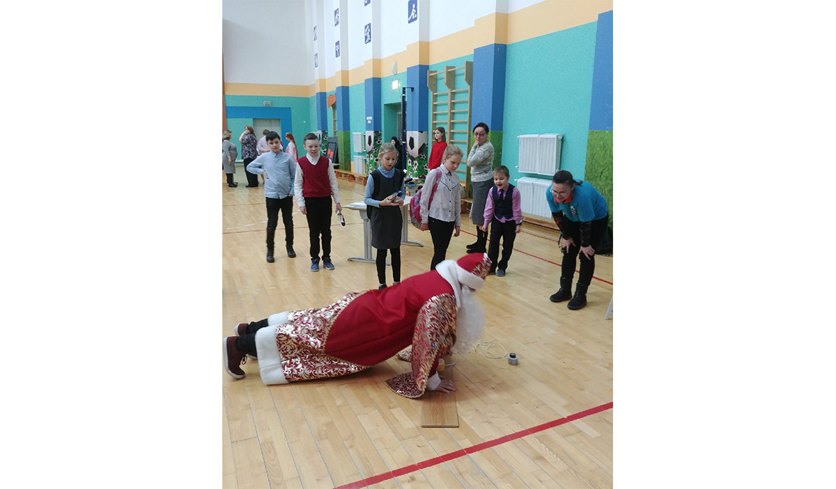 11 января 2019 года в МАОУ «СОШ г. Зеленоградск» состоялся Благотворительный марафон «Свет Рождественской звезды»